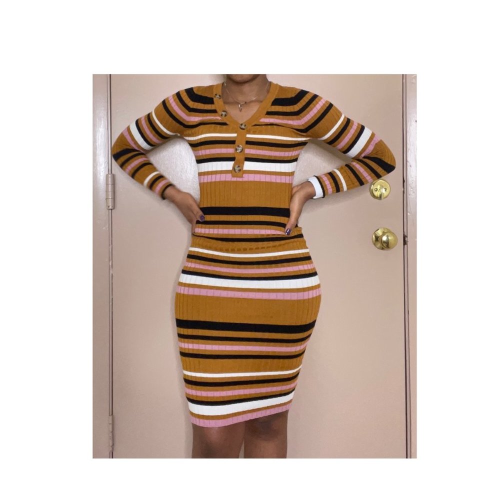 Striped long sleeve bodycon dress.